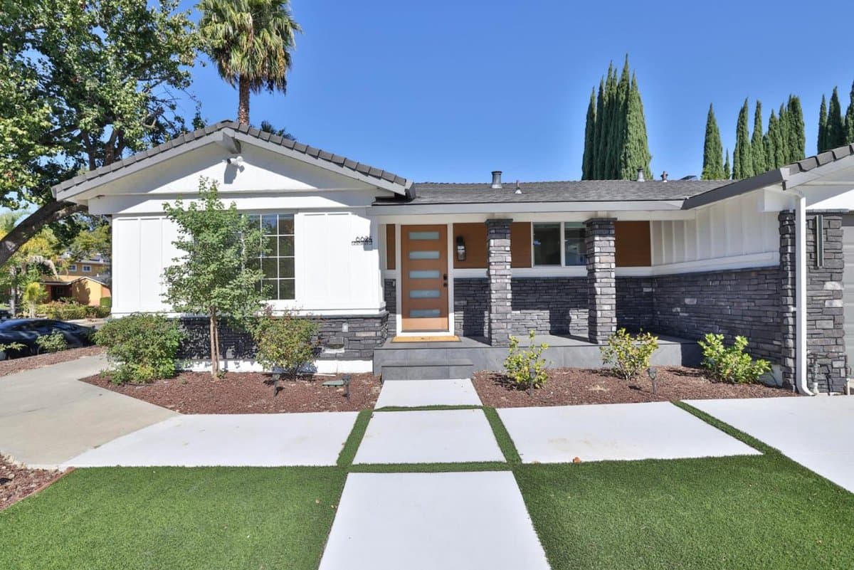 6624 Catamaran Street - Photo 2