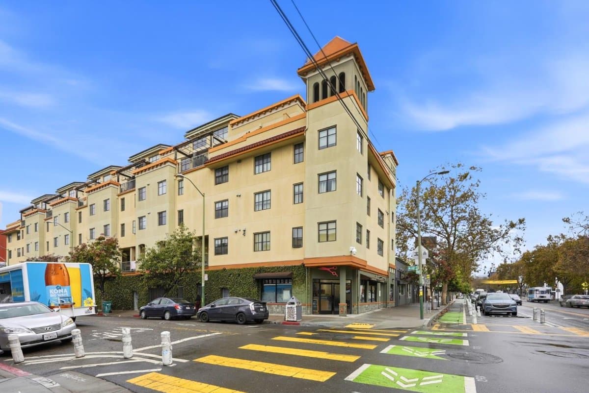 4811 Telegraph Avenue #509 - Photo 3