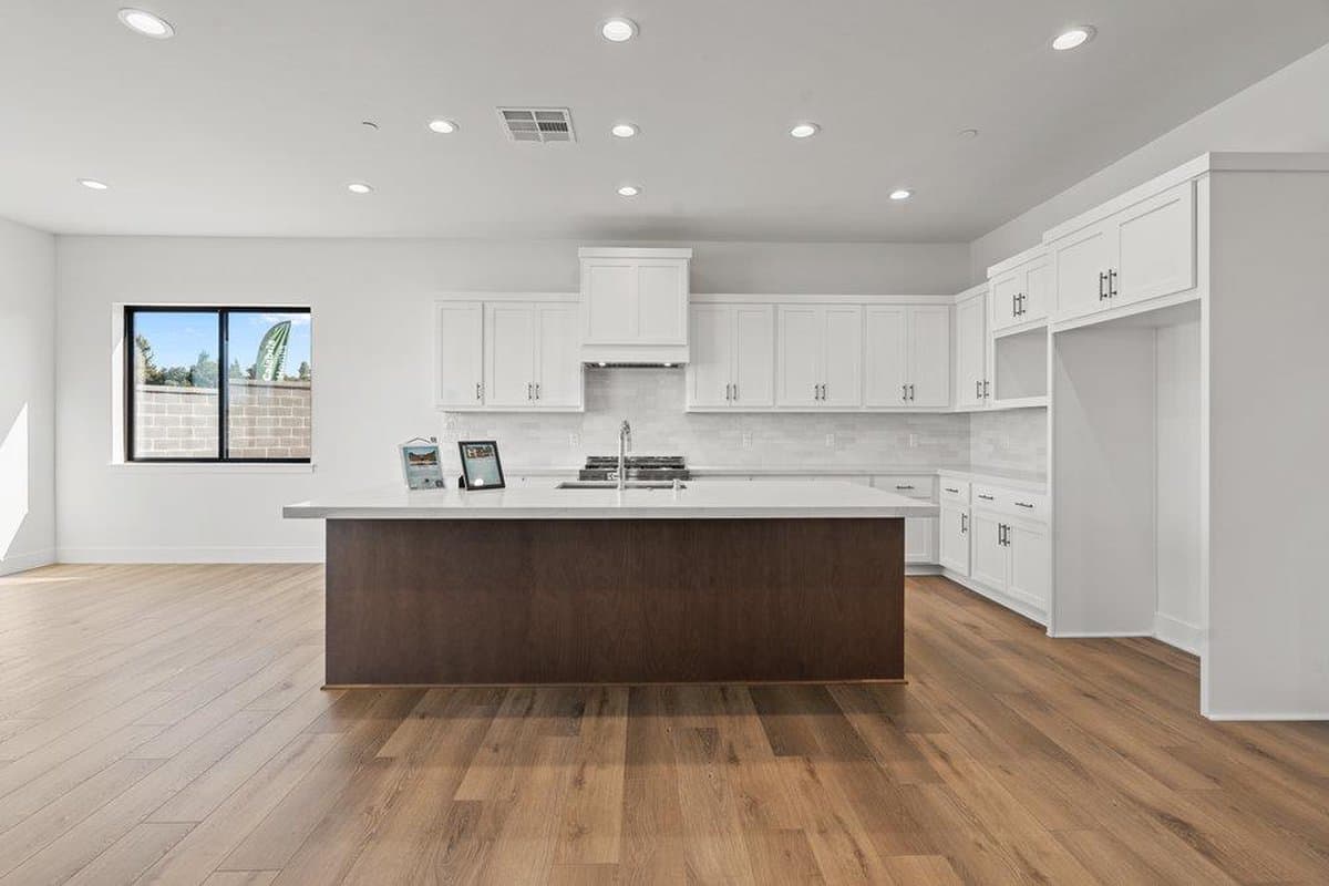 440 Maria Drive - Photo 3