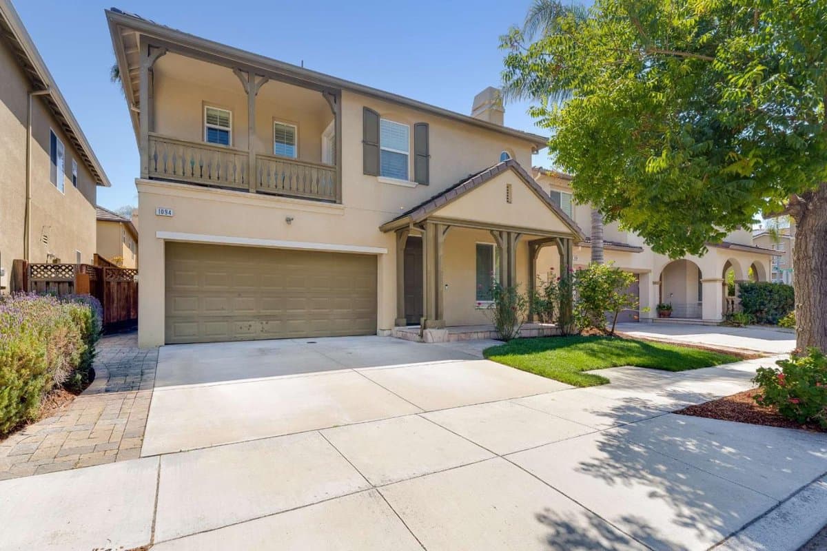 1094 Rock Avenue - Photo 1