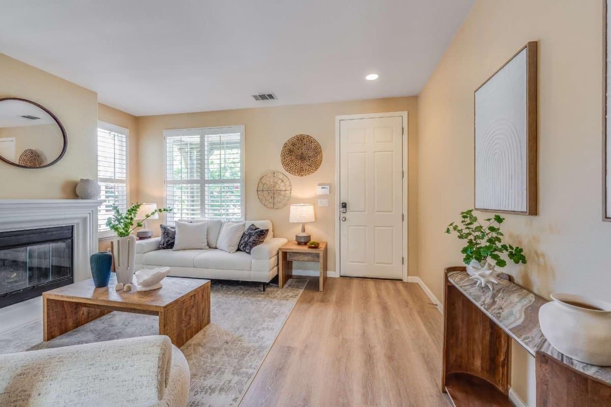 1094 Rock Avenue - Photo 5