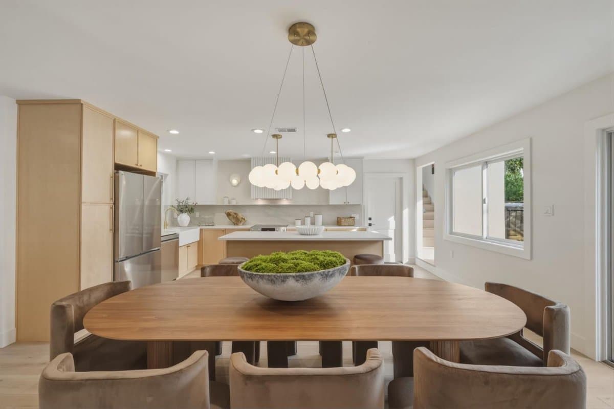 898 Hummingbird Drive - Photo 5
