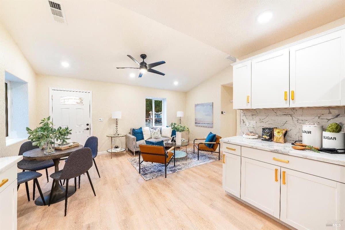 2188 Patton Avenue - Photo 3
