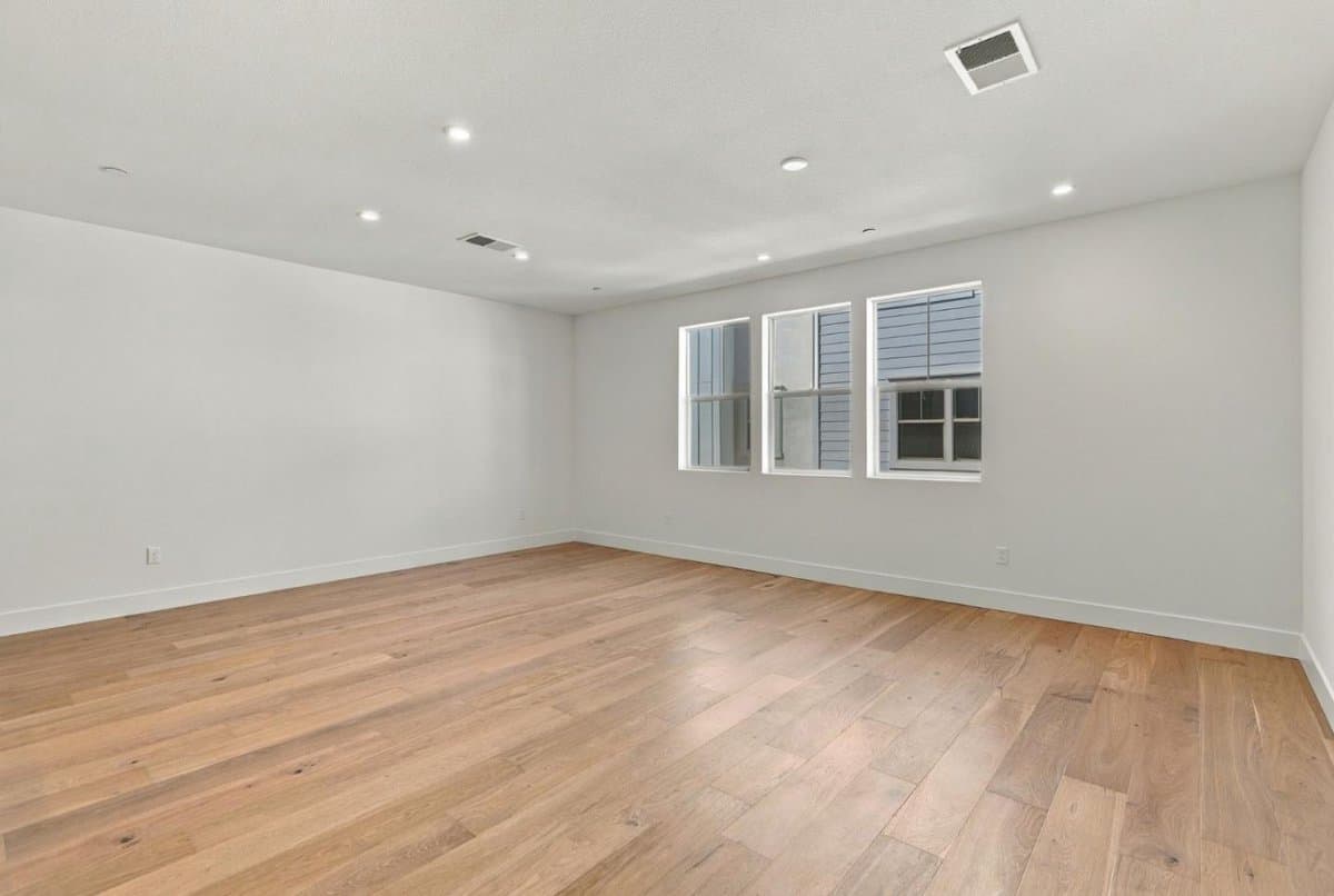 112 Oak Circle - Photo 3
