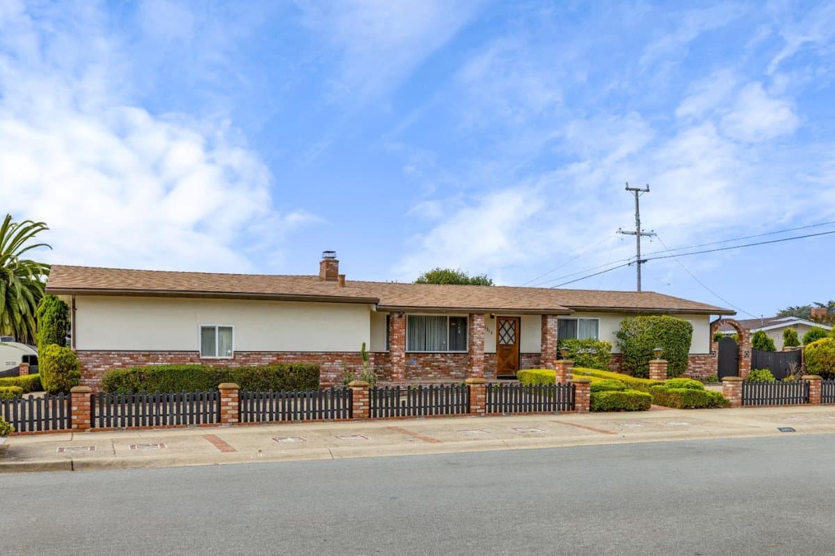 3216 Vista Del Camino - Photo 3