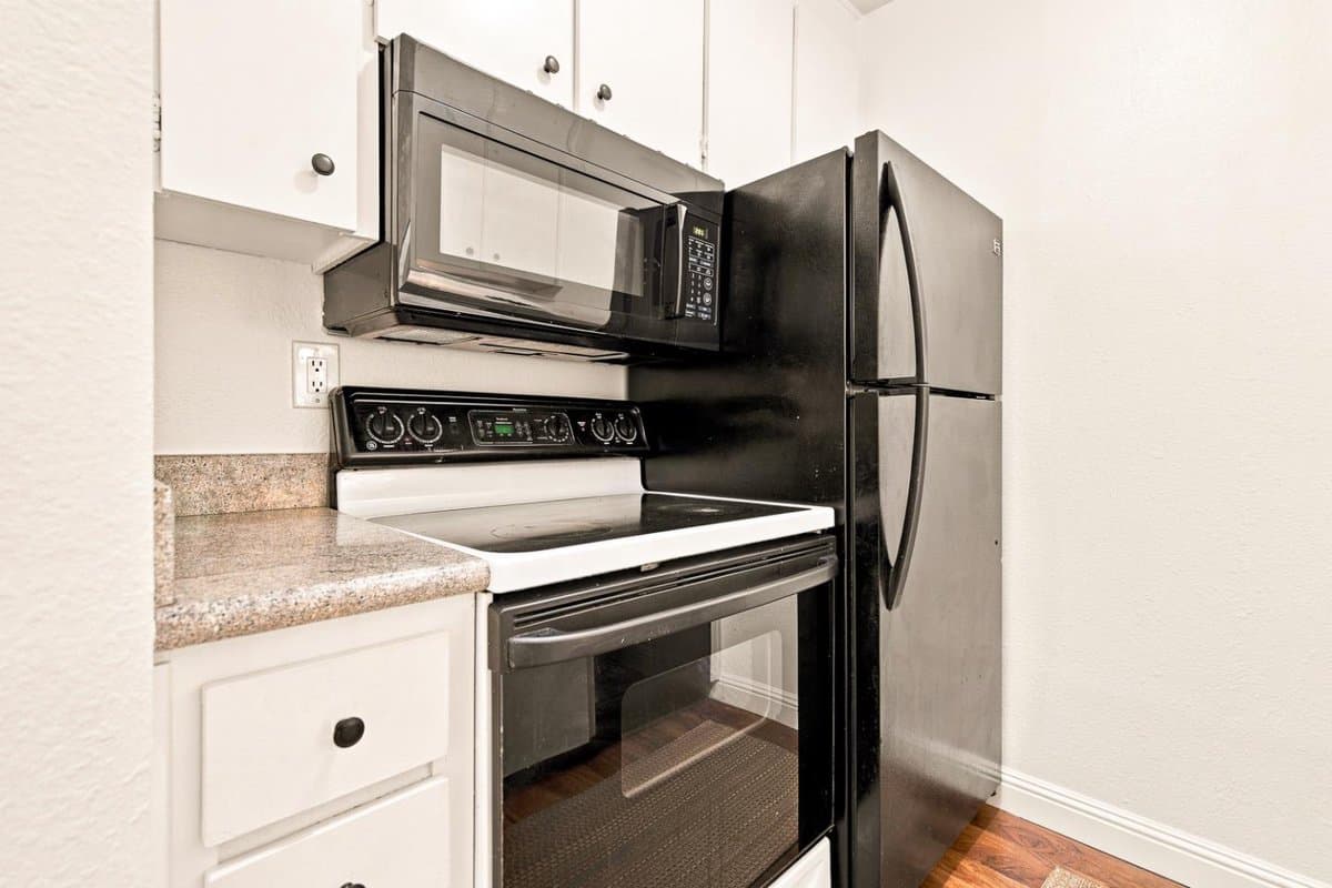 2150 Shelter Creek - Photo 4