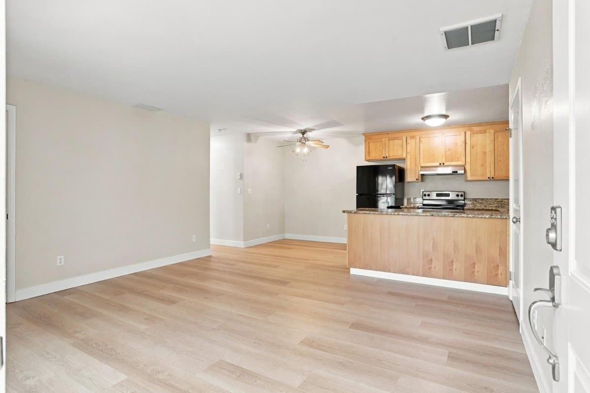 755 14th Avenue #409 - Photo 5