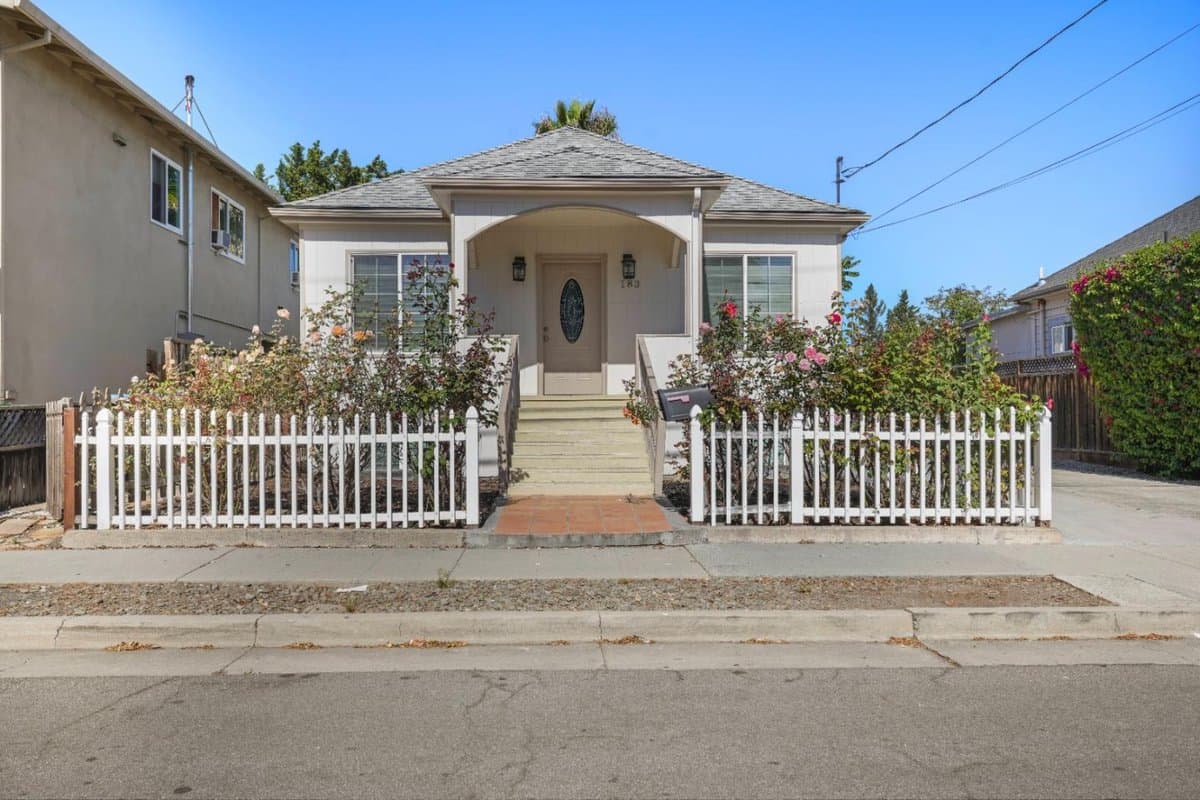 183 Rainier Street - Photo 3