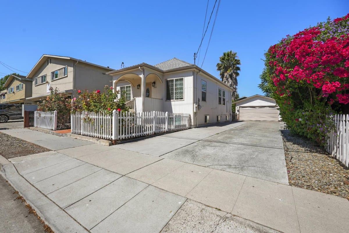 183 Rainier Street - Photo 4