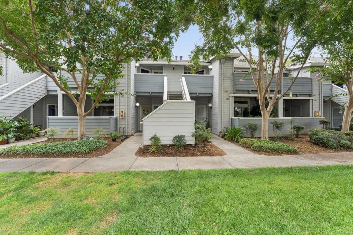 607 Shadow Dance Drive - Photo 3
