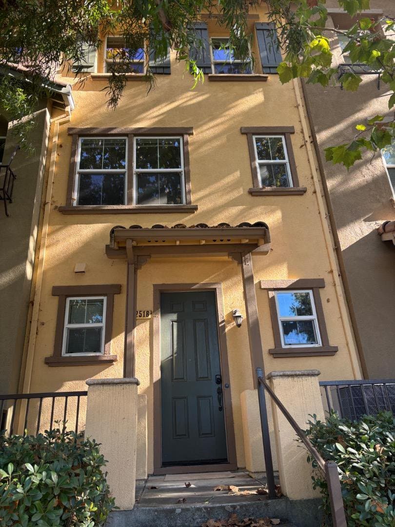 2516 Autumnvale Avenue - Photo 1 of 8