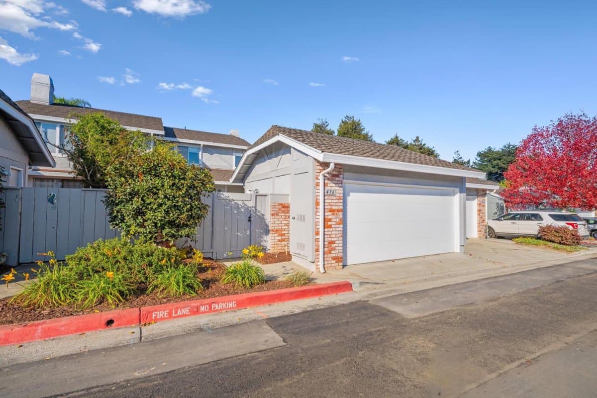416 Sailfish Drive - Photo 1
