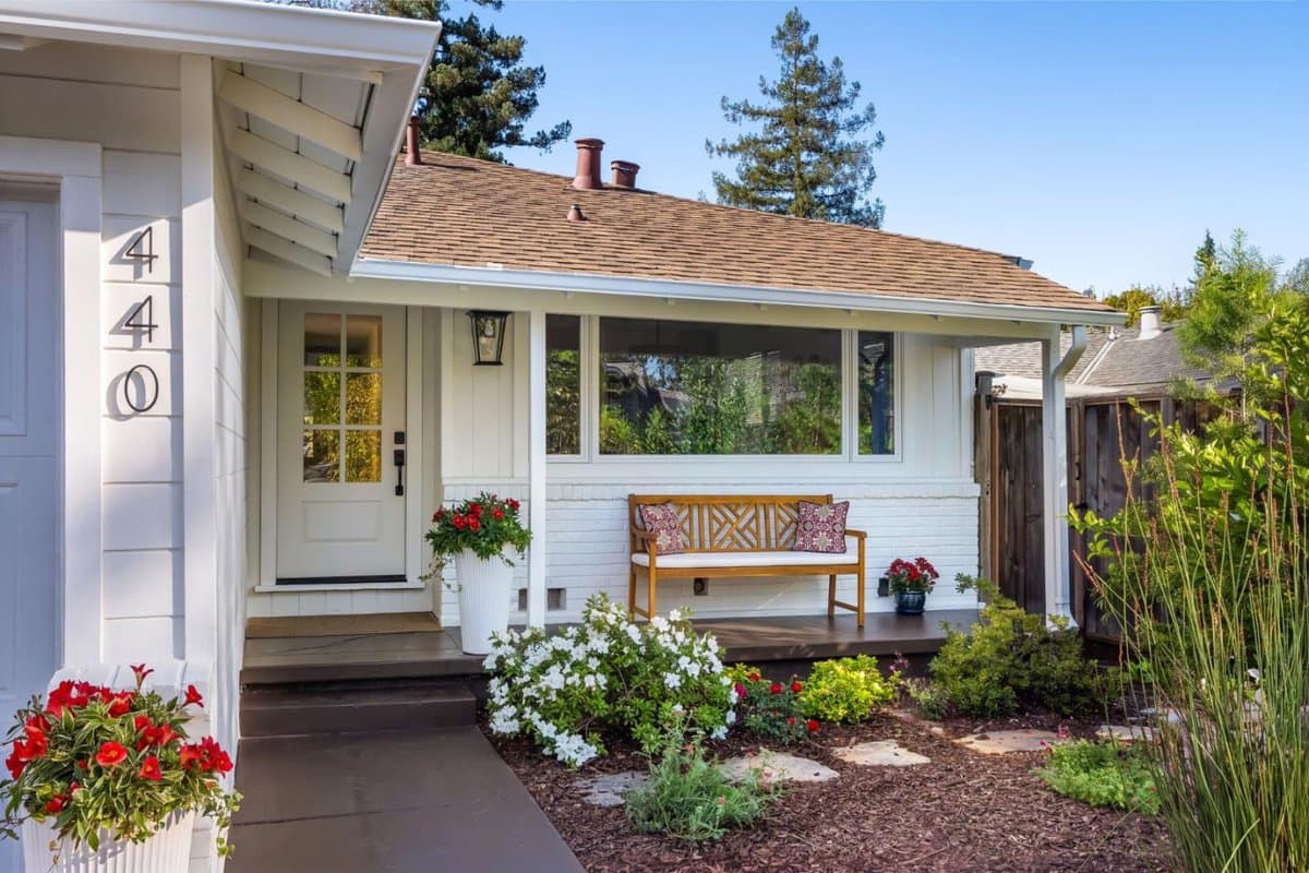 440 Rutherford Avenue - Photo 1