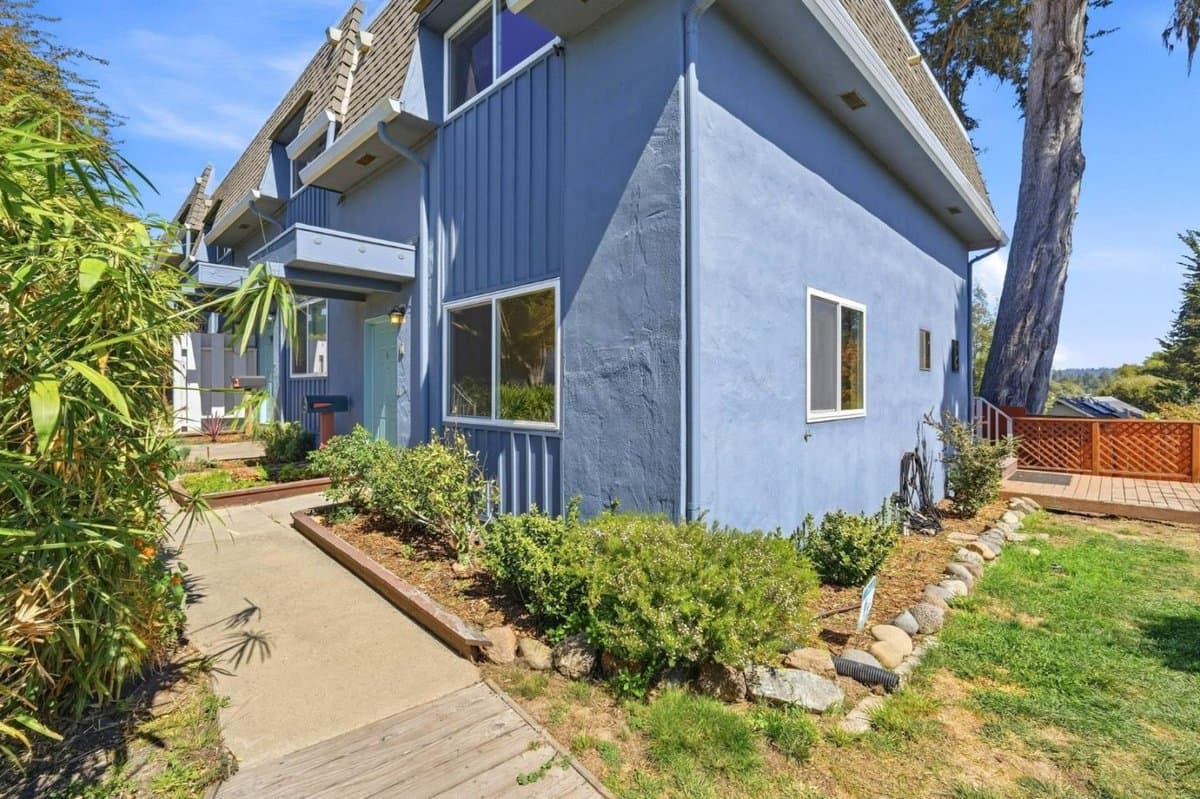 7555 Sunset Way #6 - Photo 2