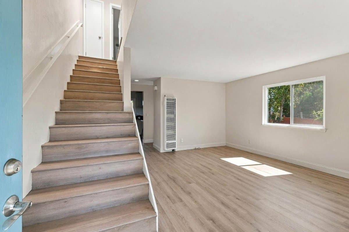 7555 Sunset Way #6 - Photo 4