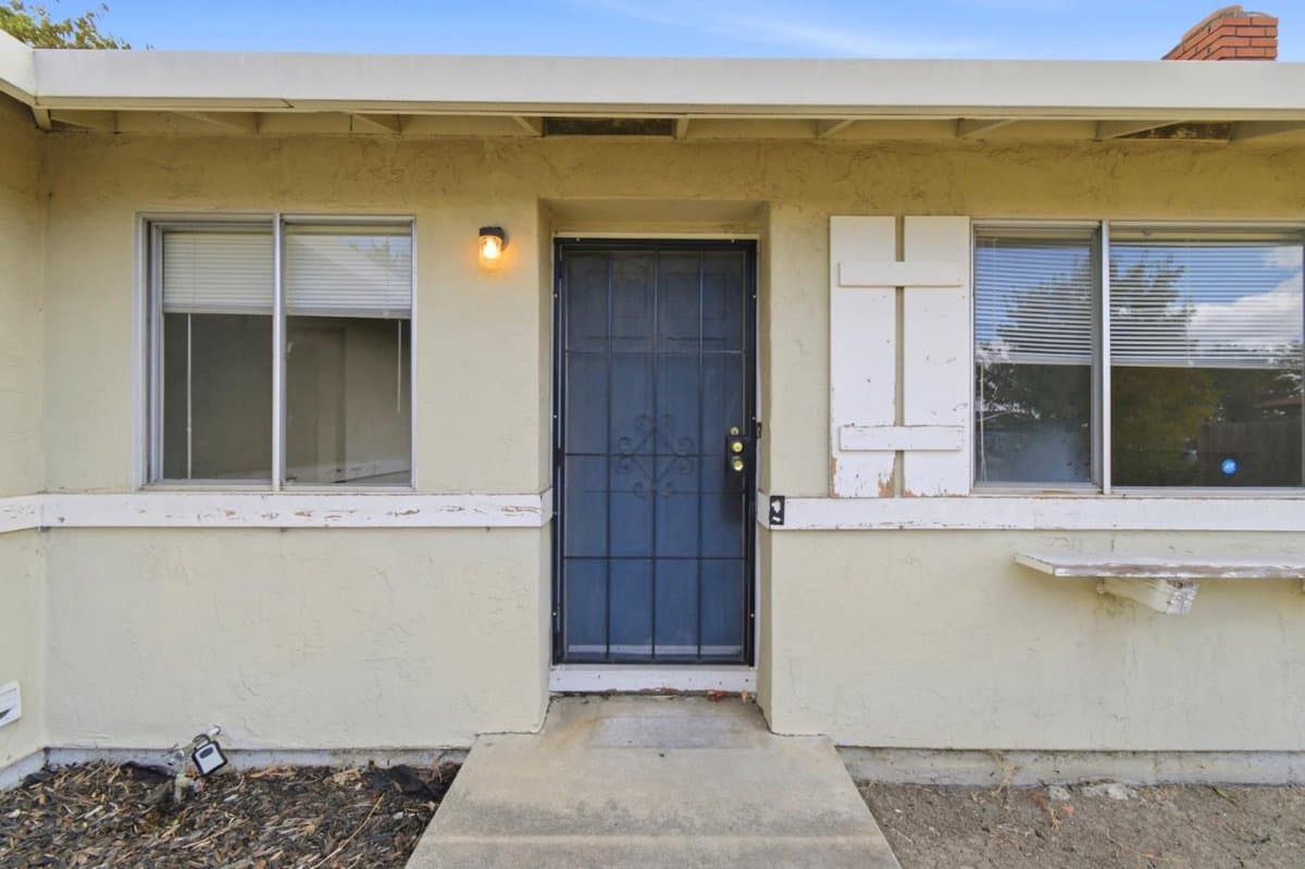 2338 Bobwhite Court - Photo 4
