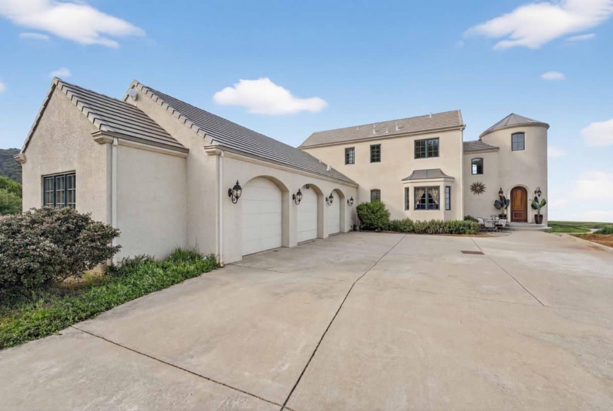 17599 Montebello Road - Photo 2