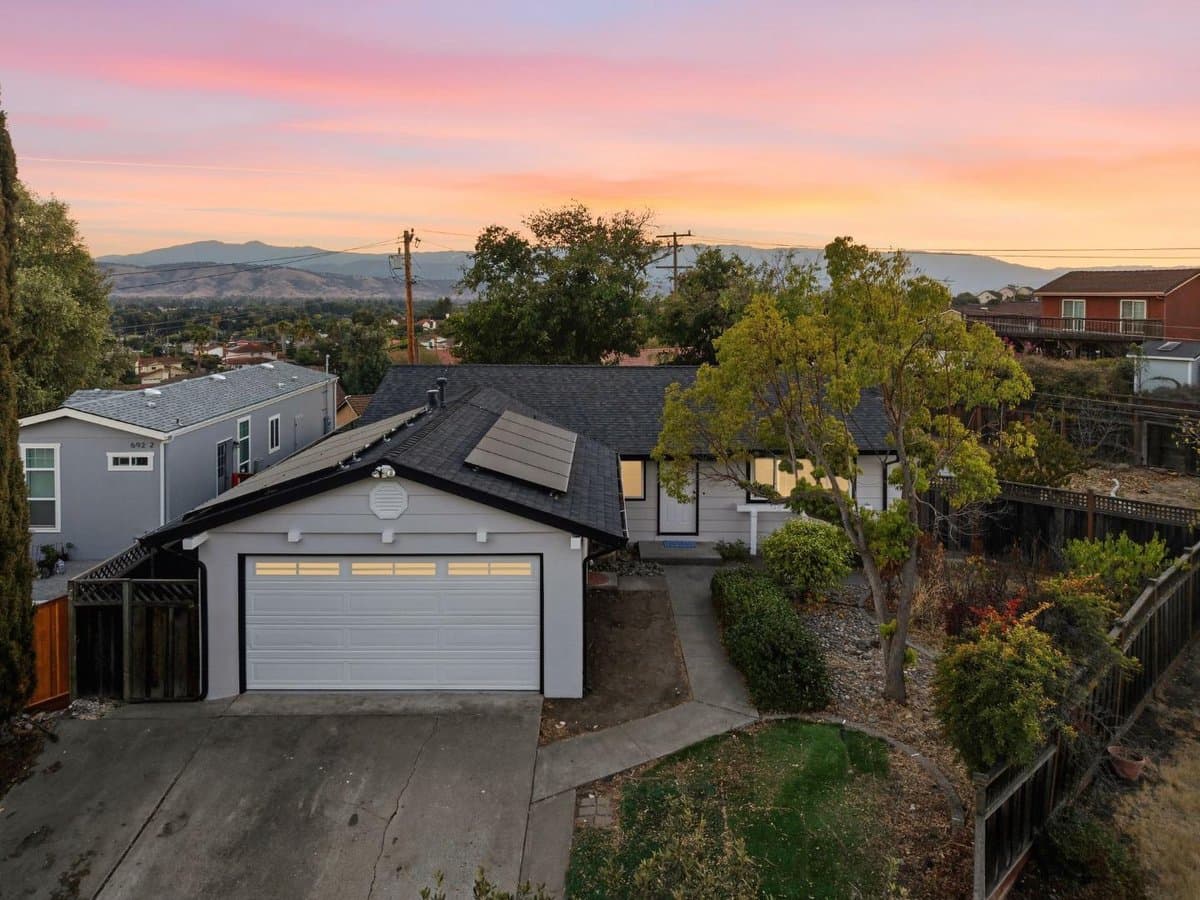 690 Bold Court - Photo 1