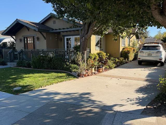 512 Bryan Avenue - Photo 2