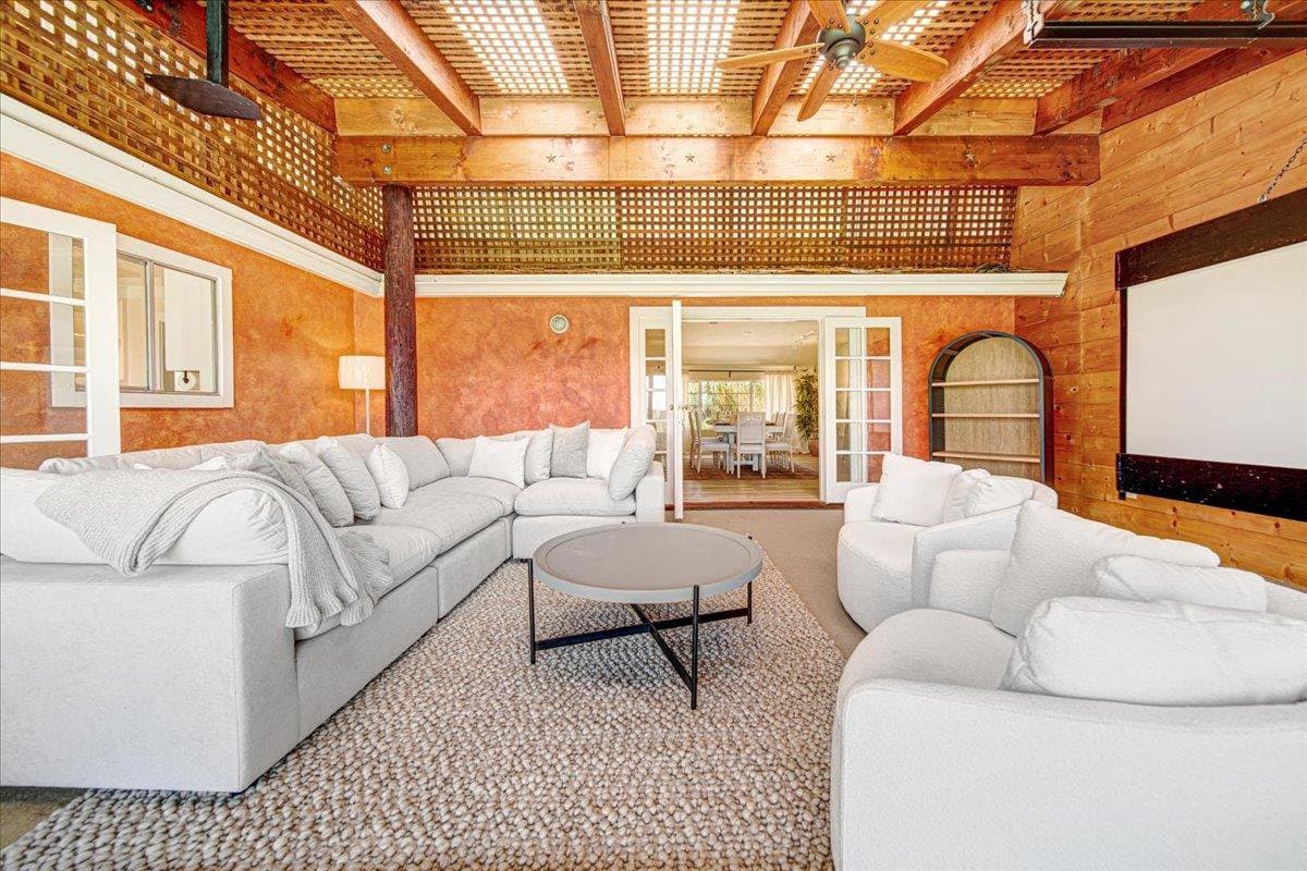 113 Laguna Place - Photo 5