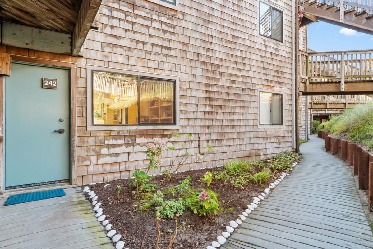 101 Shell Drive #242 - Photo 2