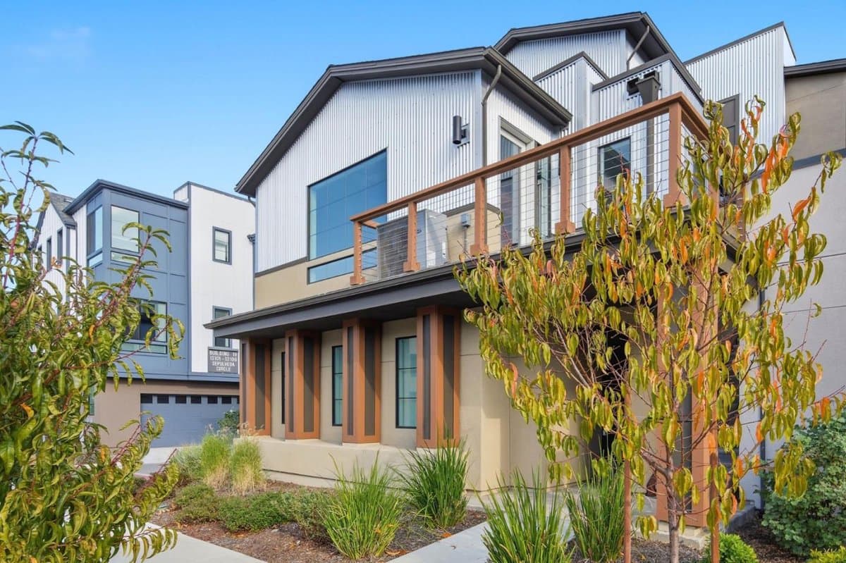 13102 Sepulveda - Photo 1