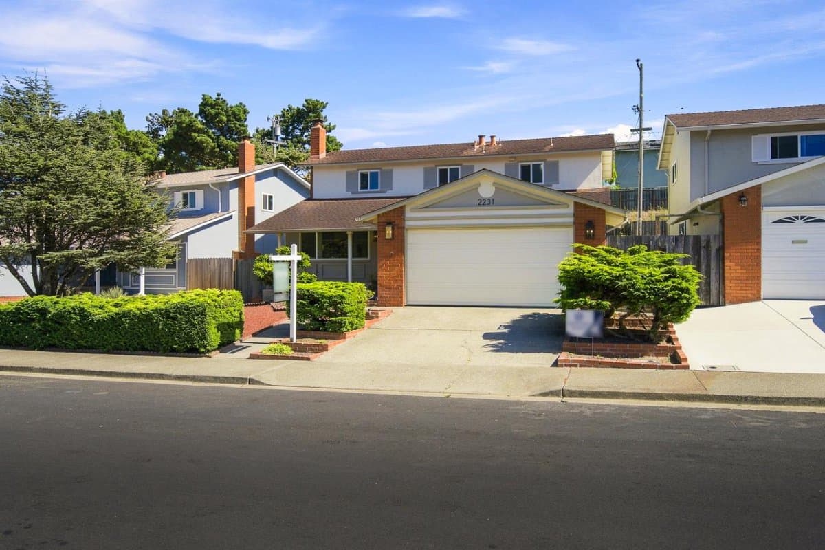 2231 Delvin Way - Photo 3