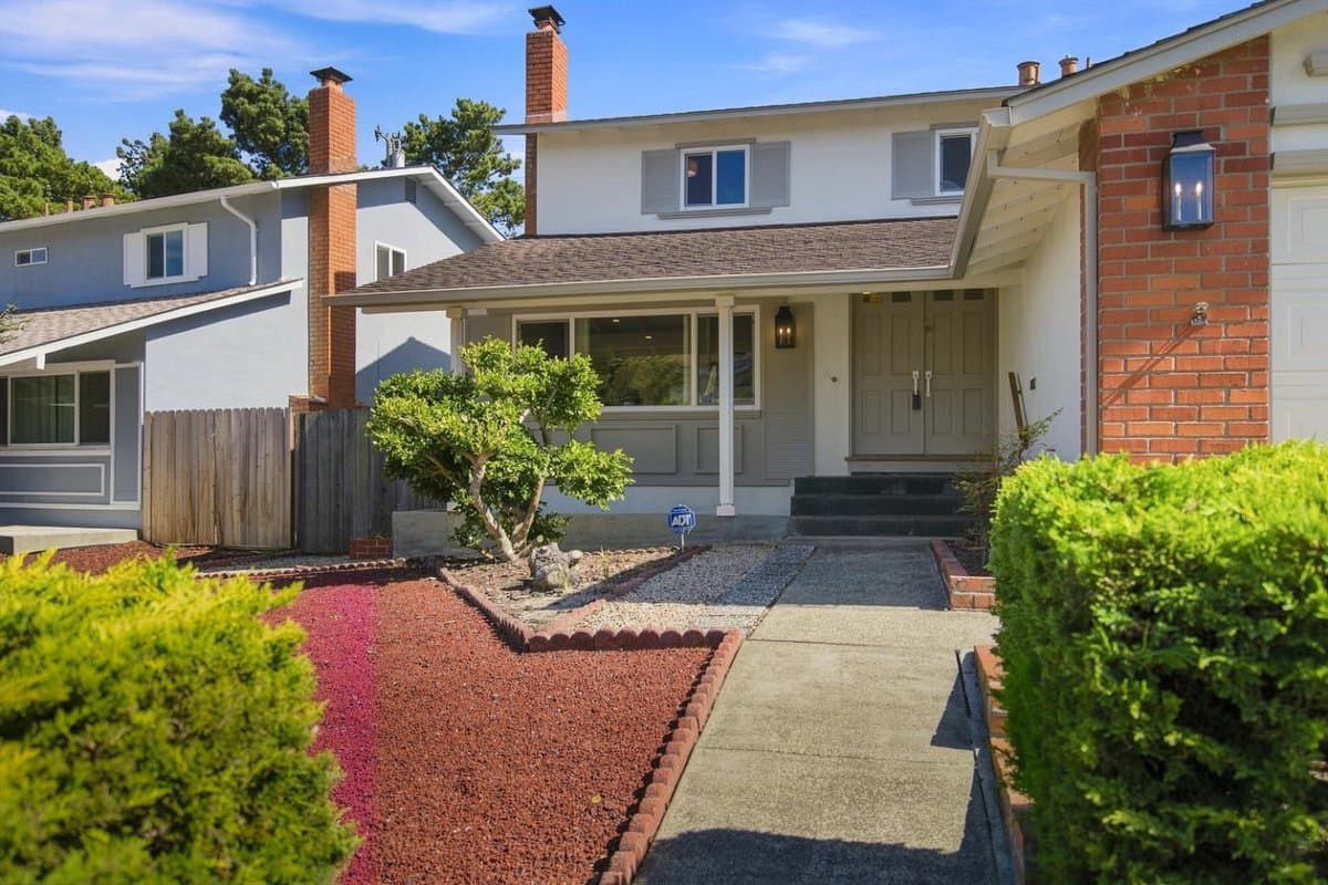 2231 Delvin Way - Photo 4