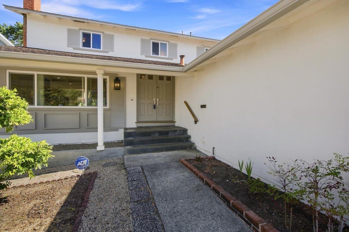 2231 Delvin Way - Photo 5