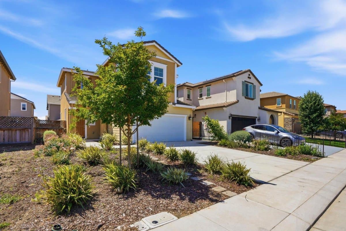 221 Caputo Circle - Photo 3
