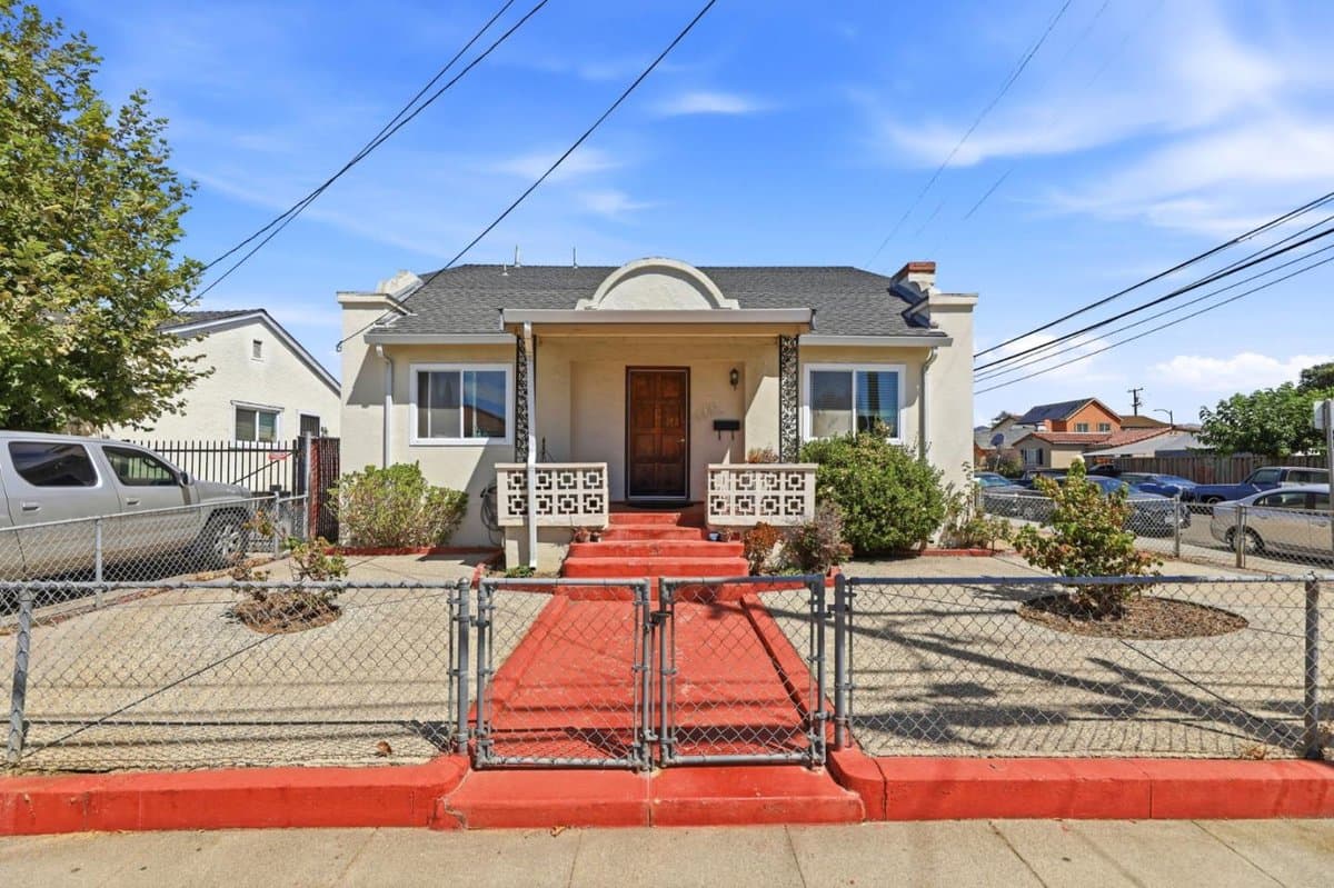 106 North 31st Street - Photo 1
