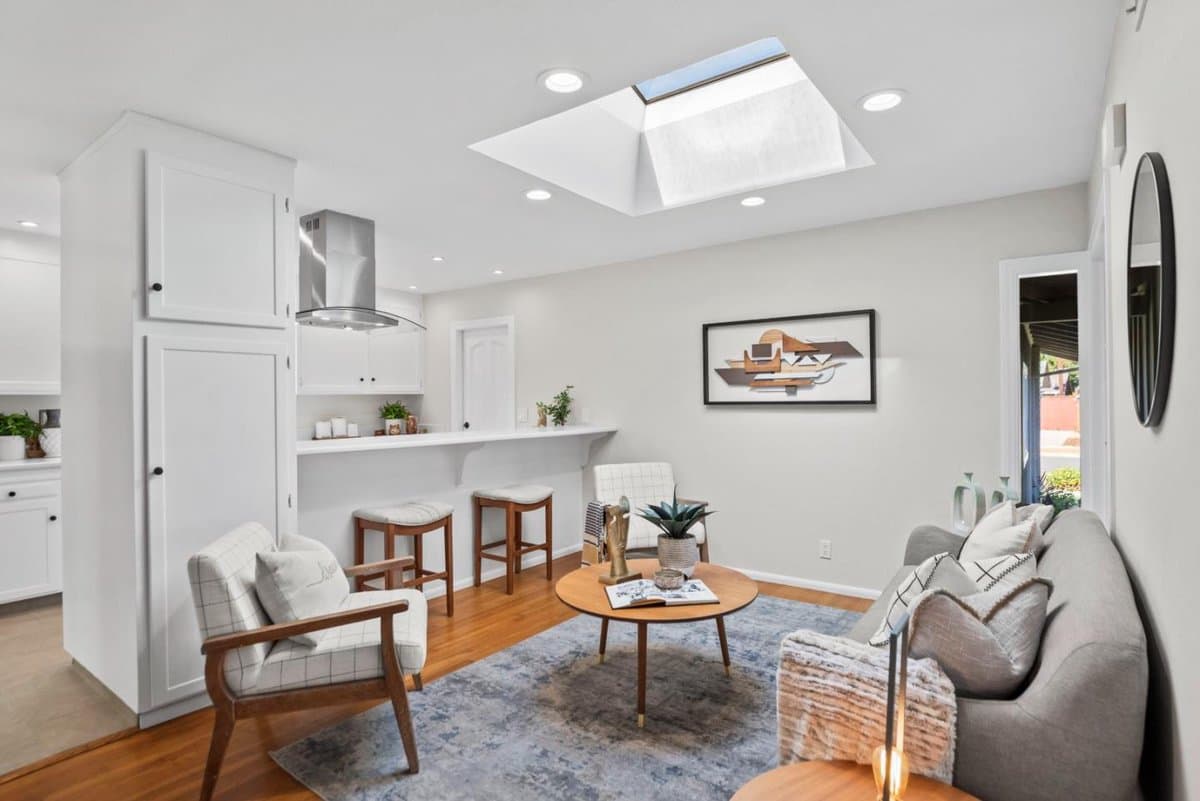 758 Holbrook Place - Photo 4