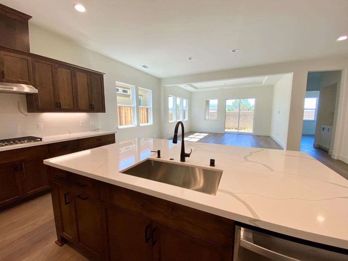 2106 White Oak Drive - Photo 4