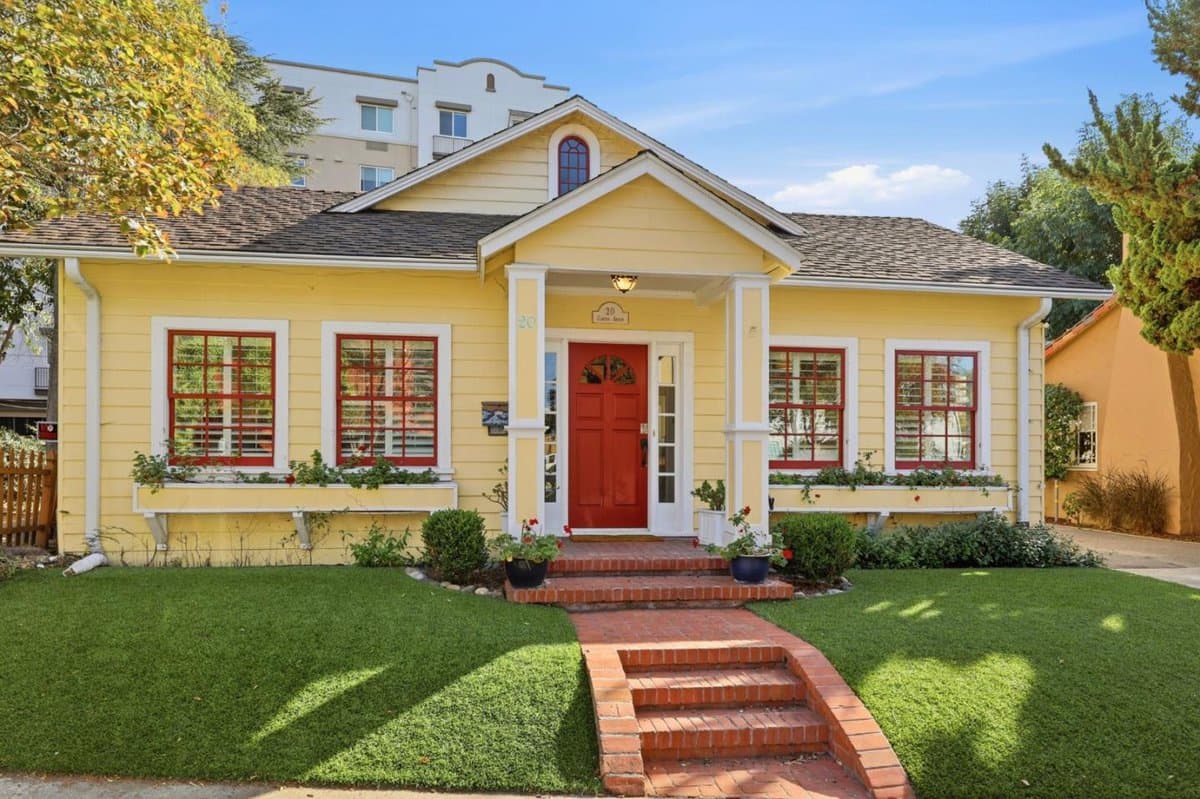 20 Clayton Avenue - Photo 4