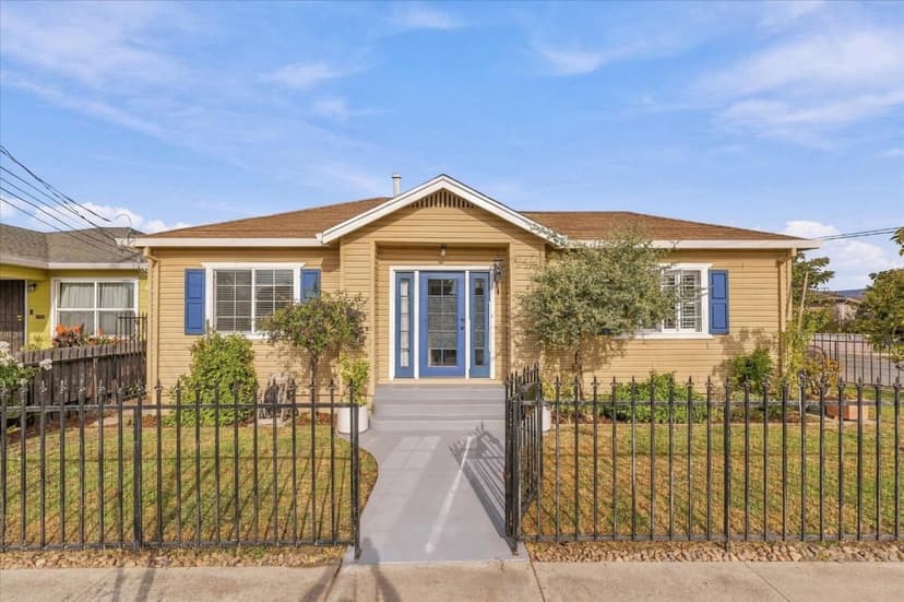 633 Oregon Street - Photo 1 of 8