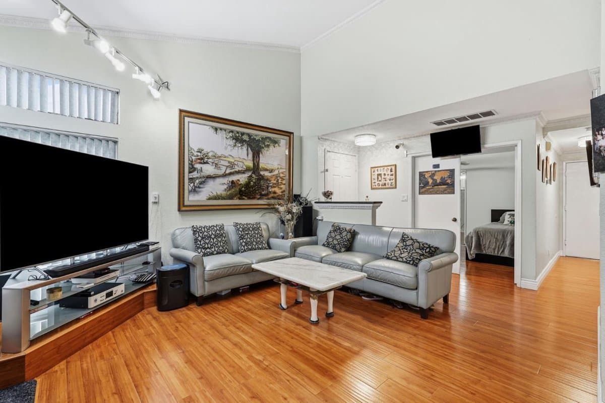 585 Wool Drive - Photo 3