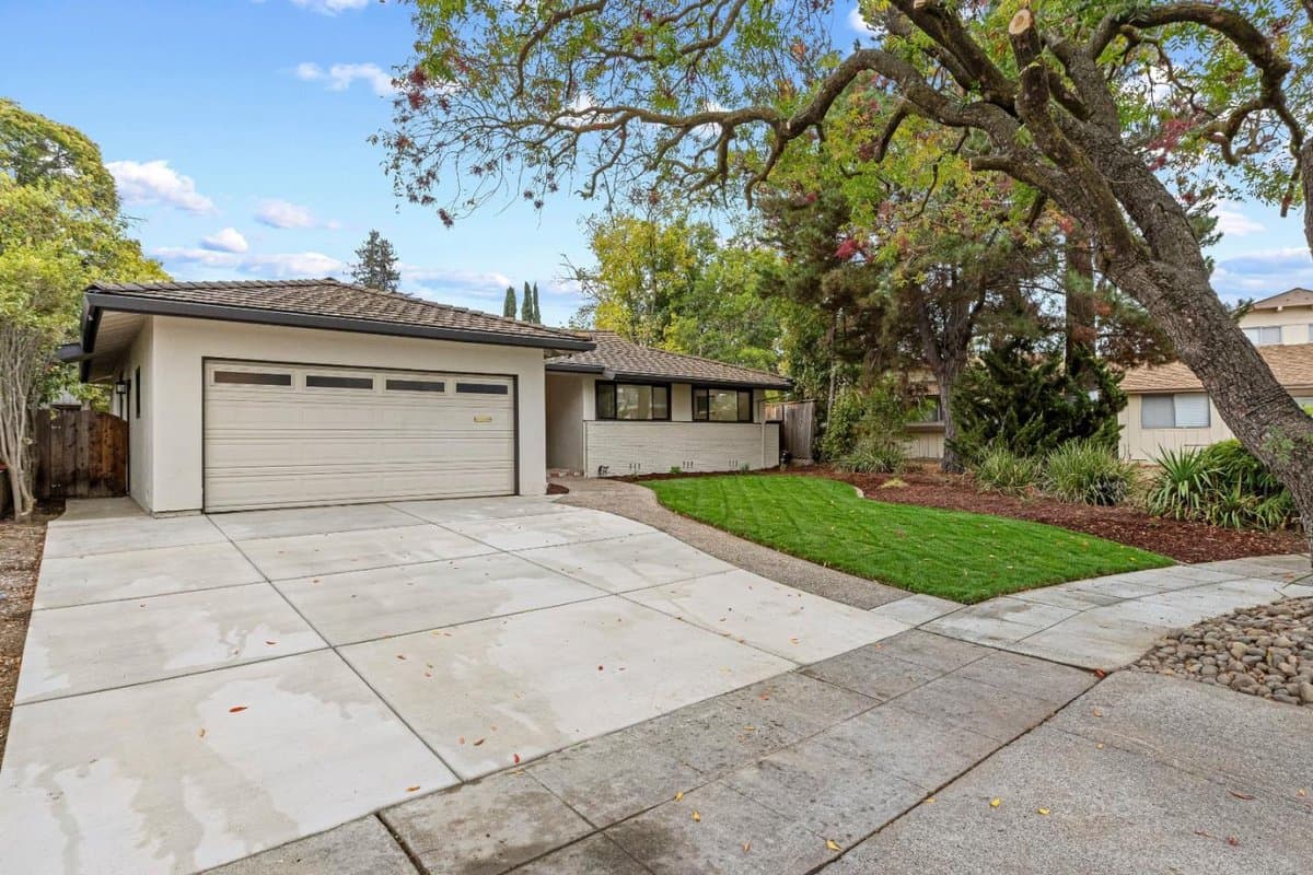 6758 Charlene Court - Photo 4