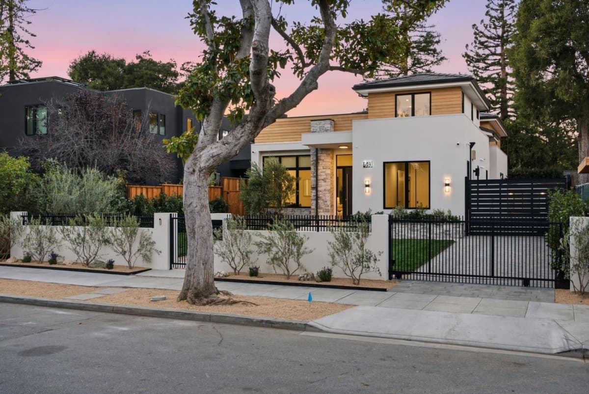 543 Tennyson Avenue - Photo 3