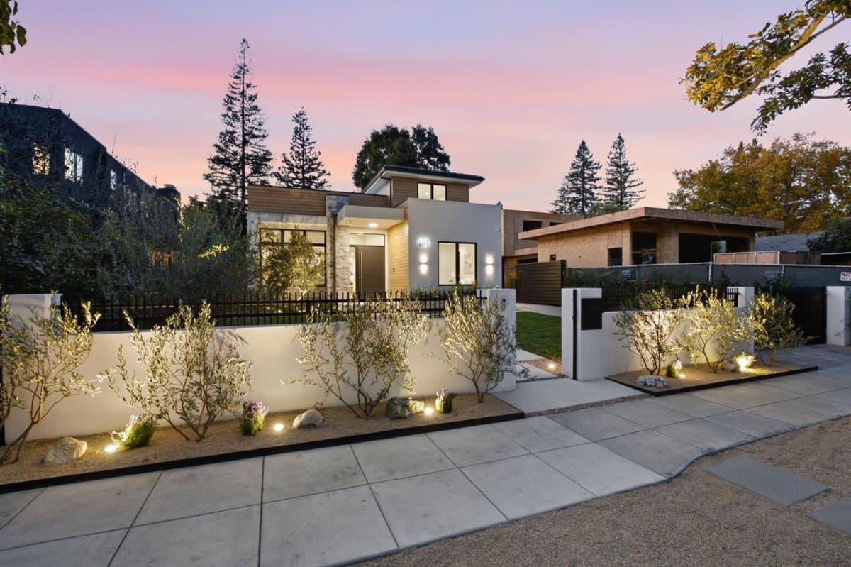 543 Tennyson Avenue - Photo 4