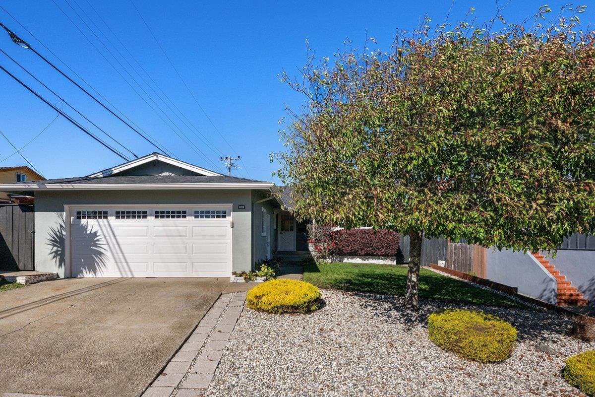 2880 Carmel Drive - Photo 1