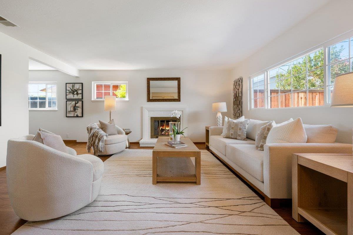 2880 Carmel Drive - Photo 2