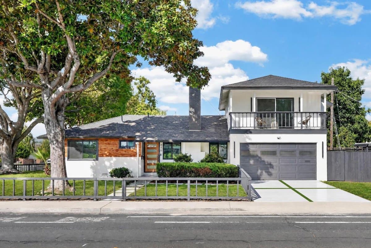 1846 Los Padres Boulevard - Photo 2