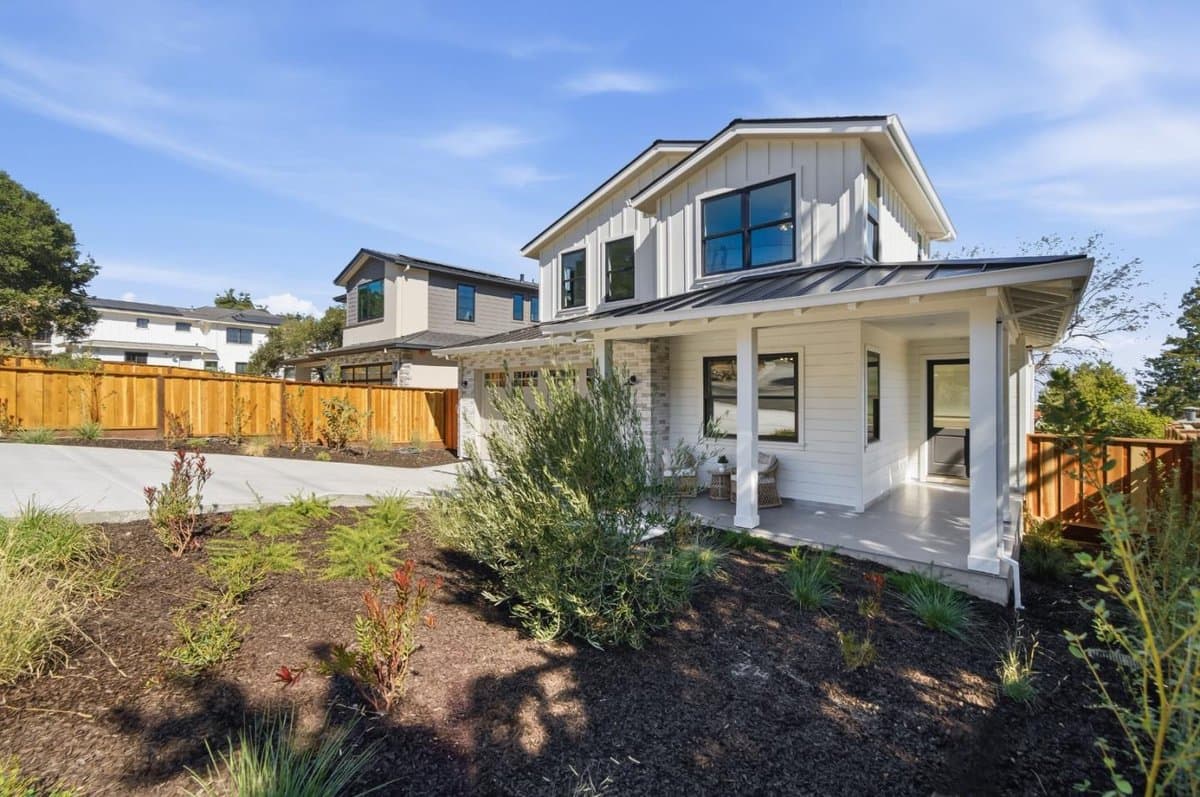 881 Vista Drive - Photo 4