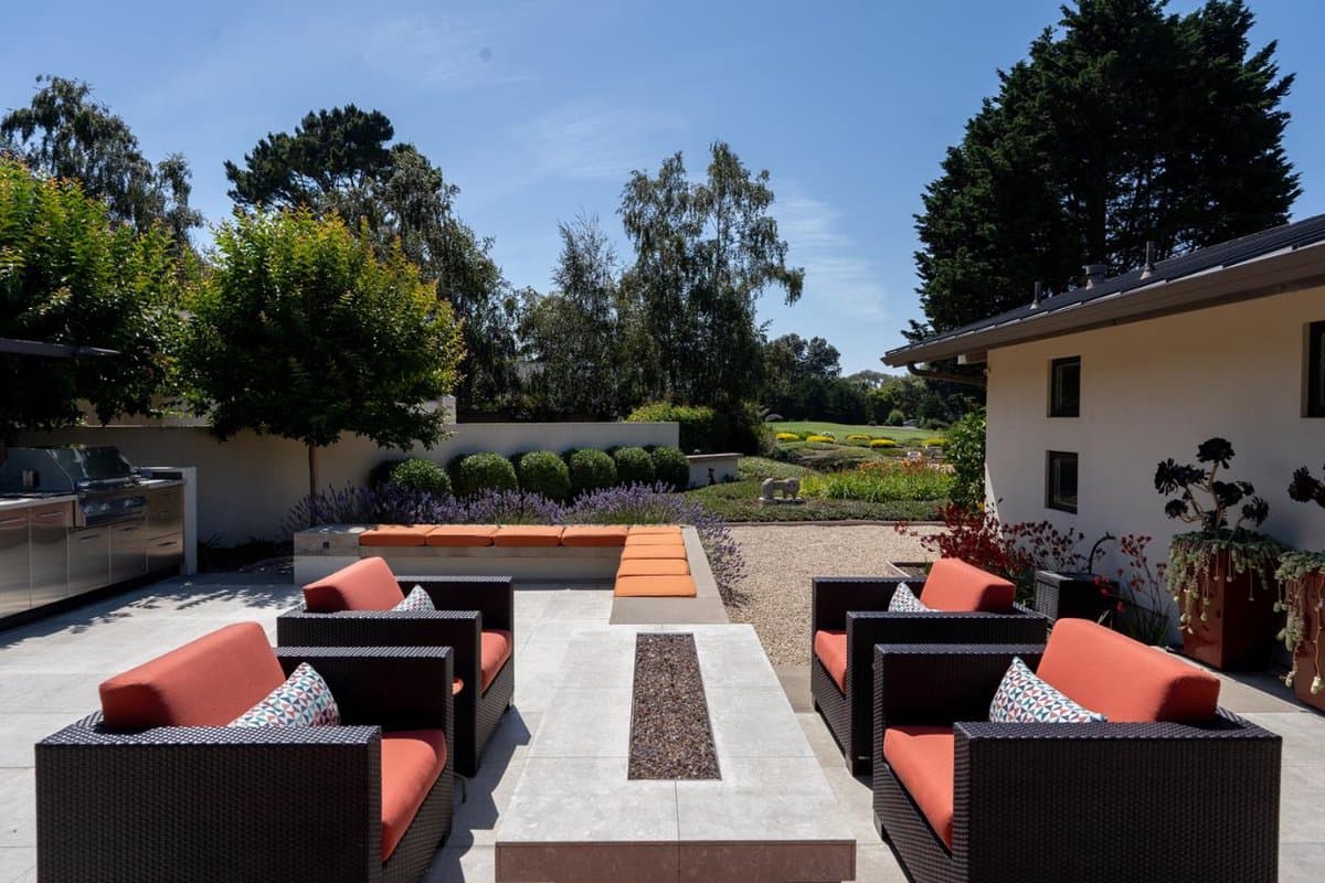 7086 Valley Greens Circle - Photo 1