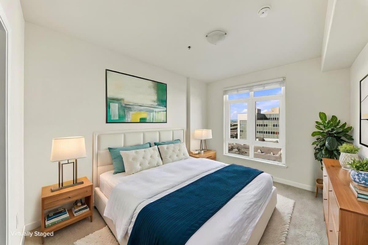 423 7th Street #514 - Photo 3