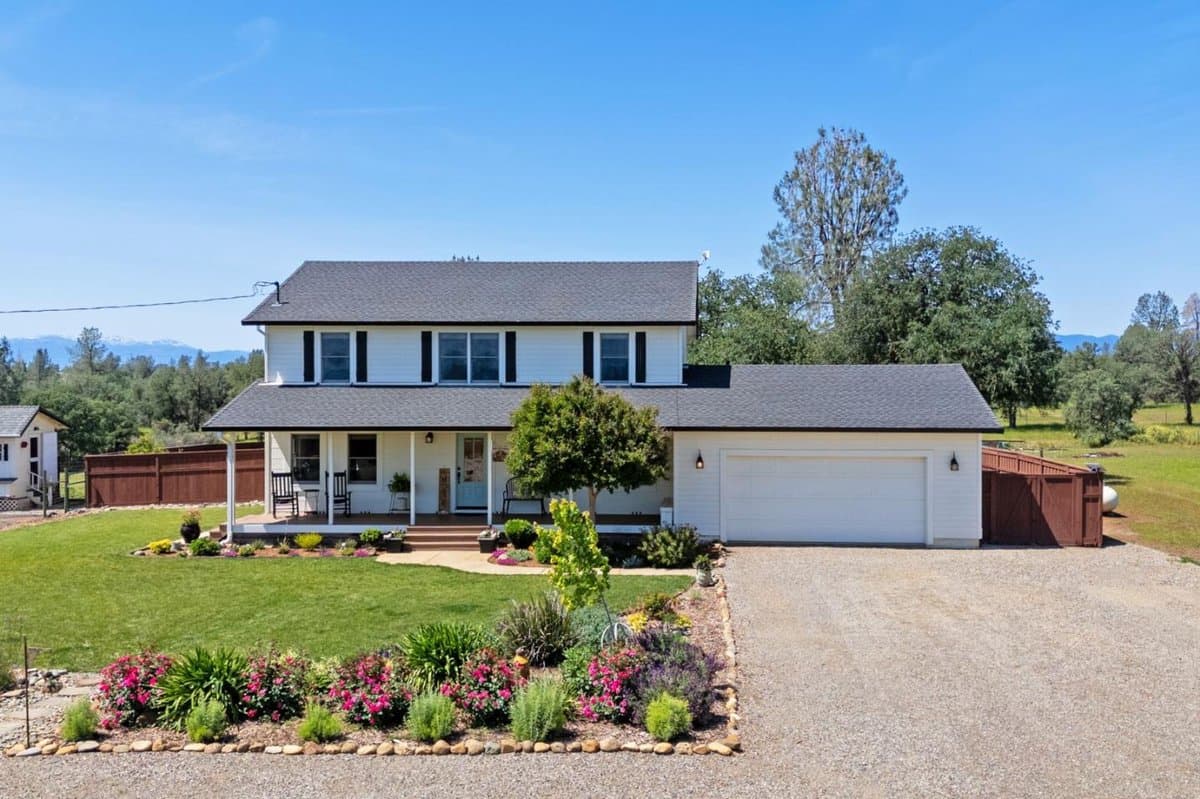 17962 Coyote Lane - Photo 2