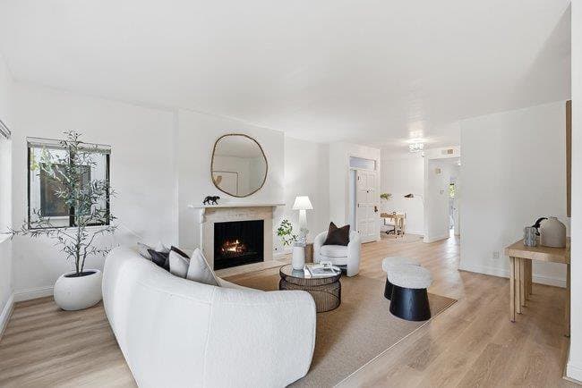 1286 Woodside Road - Photo 2