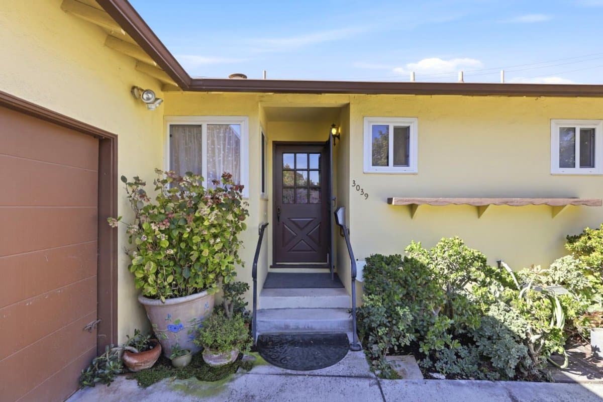 3039 Seyferth Way - Photo 5