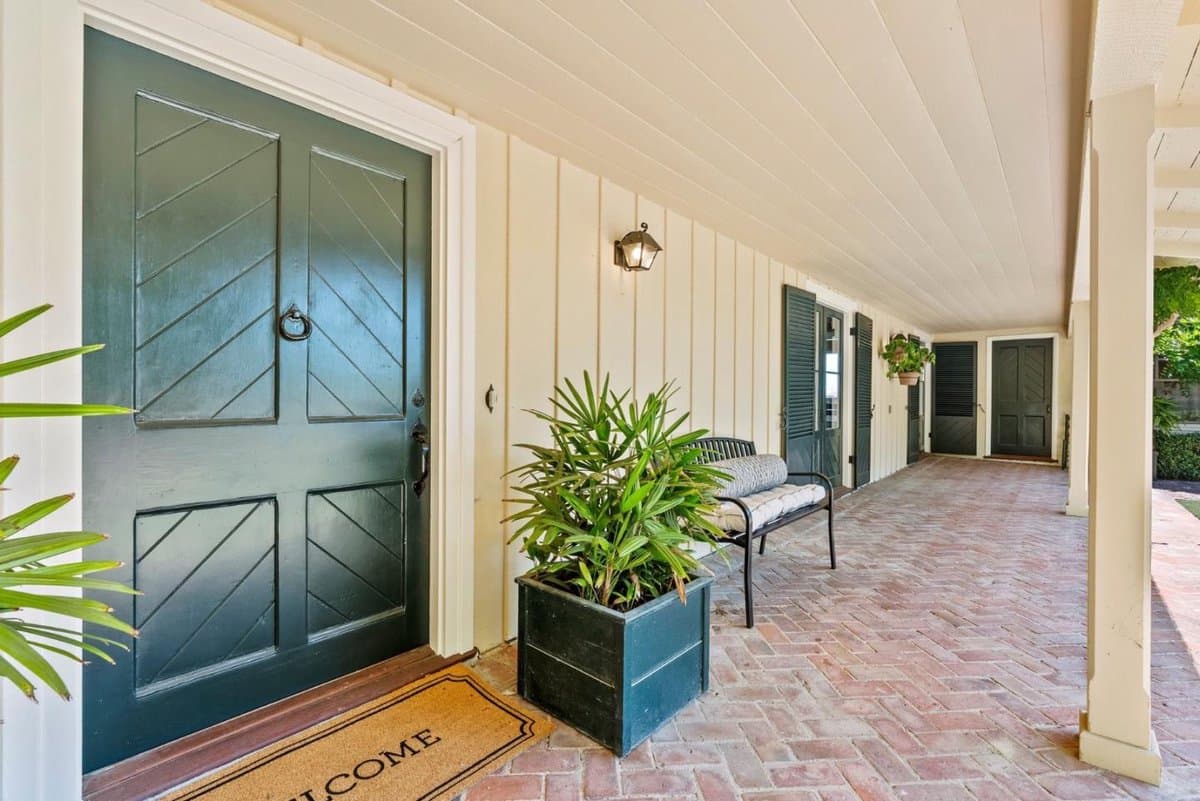31 S Circle Dr - Photo 3