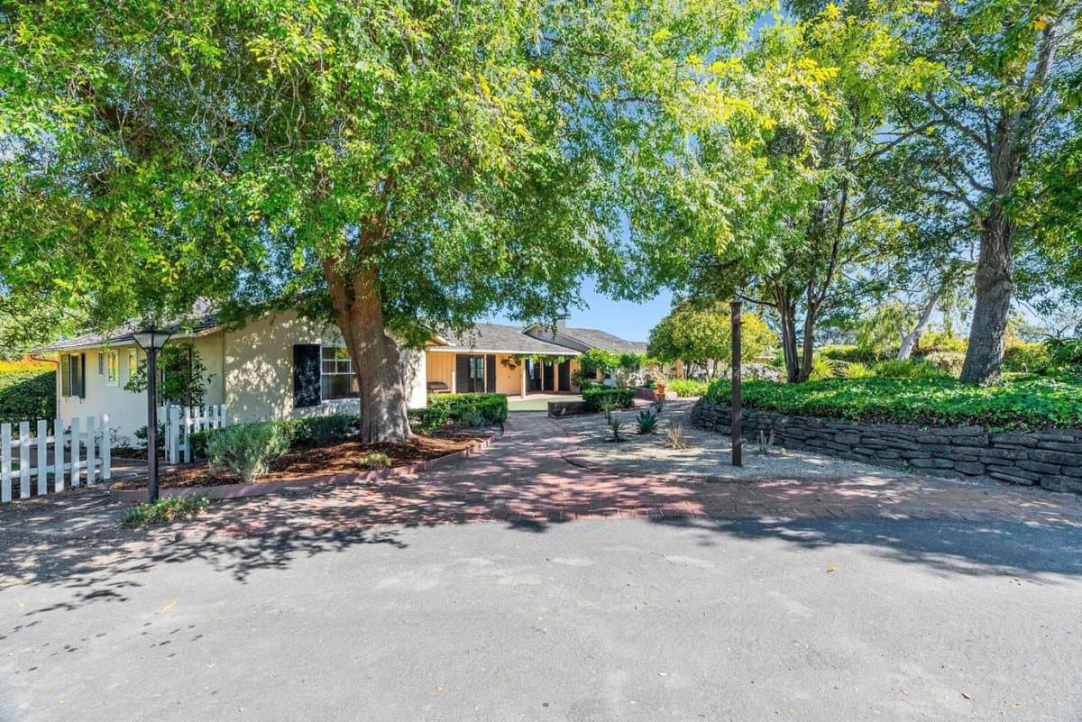 31 S Circle Dr - Photo 5